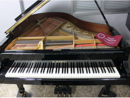 Piano cola Kawai RX2. 178cm. Nº serie 2.458.000. Negro. TRANSPORTE GRATUITO.