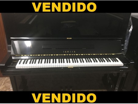 Piano Vertical Yamaha U3M con Silent. 131cm. Nº Serie superior a 3.290.000. TRANSP. GRATUITO.