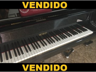 PIANO PETROF EN PIANOS LOW COST PIANOSLOWCOST.ES