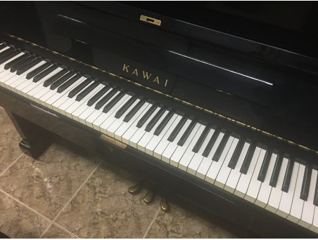 Piano Vertical Kawai KU2, KU-2. 127cm. Nº Serie 375.000. Revisado. TRANSP. GRATUITO.