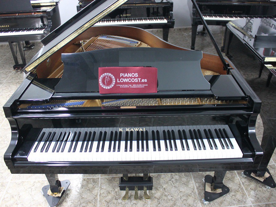 PIANO COLA KAWAI KG3 EQUIVALENTE RX3 GX3