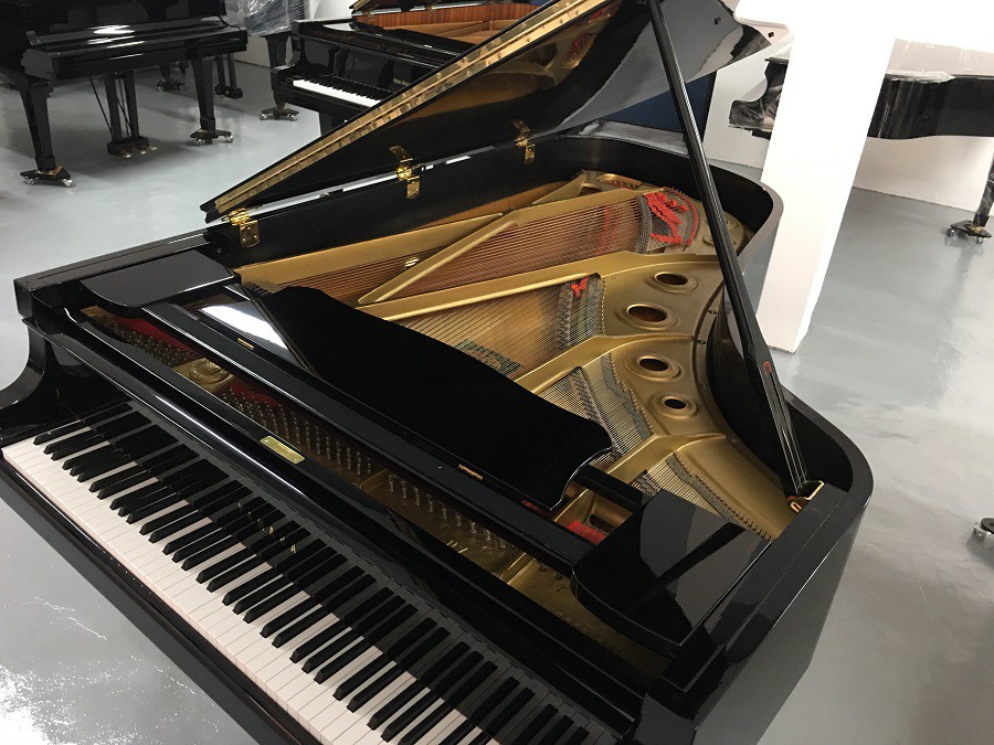 Perezoso Caligrafía estoy de acuerdo con Piano de cola de segunda mano Yamaha C7 de 227cm, restaurado renovado