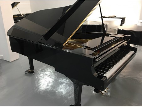 Piano cola Yamaha C7. 227cm. Nº serie 1.000.000-1.500.000. Negro. TRANSPORTE GRATUITO.