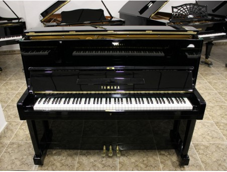 Piano Vertical Yamaha U1, U1D. Nº Serie 100.000-410.000. Negro. 121cm. TRANSPORTE GRATUITO.