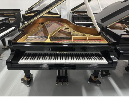 Piano cola Kawai No 650. 200cm. Nº serie superior a 100.000. TRANSPORTE GRATUITO.