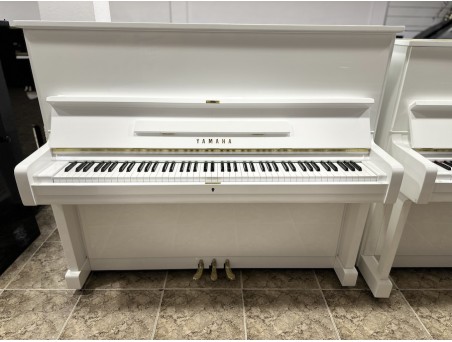 Piano Vertical Yamaha U2. Nº Serie 100.000-410.000. Blanco. 126cm. TRANSPORTE GRATUITO.