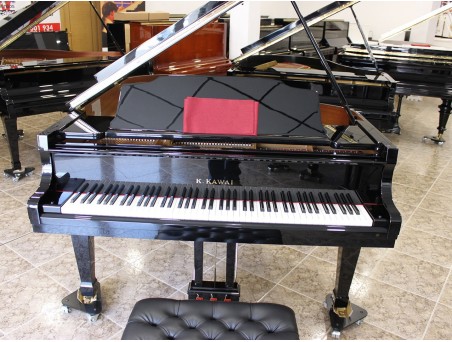 Piano cola KawaI CA40. 186cm. Nº serie 2.000.000. Negro. TRANSPORTE GRATUITO.