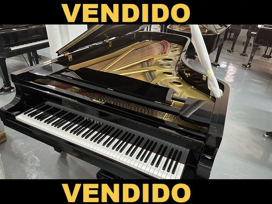 PIANO DE COLA YAMAHA DE CONCIERTO cf vendido.JPG