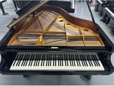 Piano cola Kawai GX2. 180cm. Nº serie 2.696.000. Negro. TRANSPORTE GRATUITO.