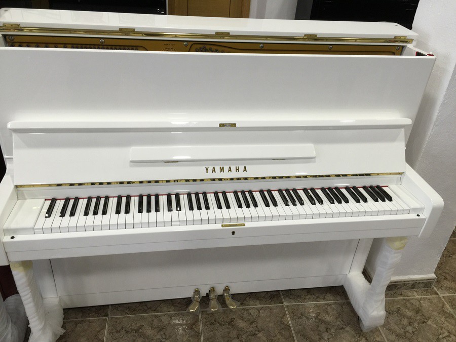 Explícitamente Madison Animado Piano de pared blanco marca Yamaha U1 U1G U1F de 121 cm de altura renovado