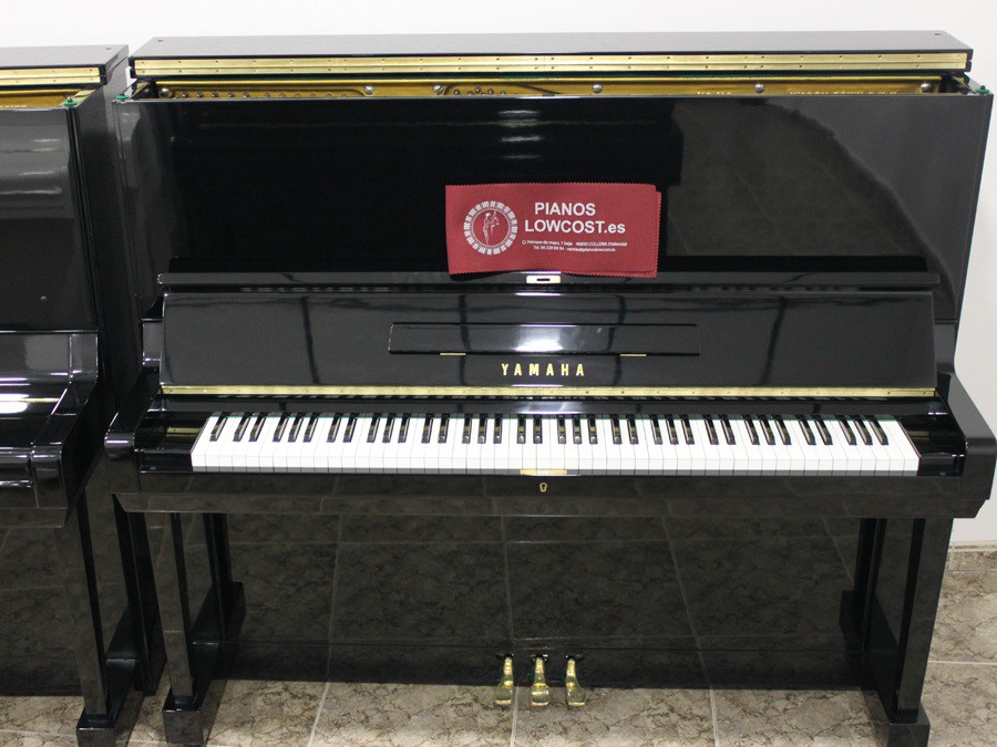 PIANO YAMAHA U3M