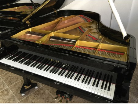 Piano cola Yamaha C3. 186cm. Nº serie 100.000-500.000. Negro. TRANSPORTE GRATUITO.