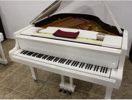 Piano cola Auditorium 150cm. Piano blanco nuevo a estrenar. TRANSPORTE GRATUITO.