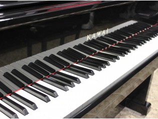 piano vertical kawai us50 profesional